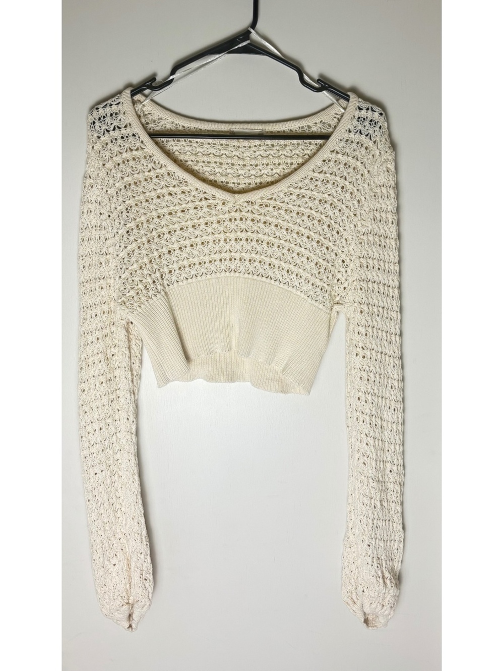 Altar’d State Cream Crochet Open Knit Cropped Sweater Medium Balloon Sleeve Boho